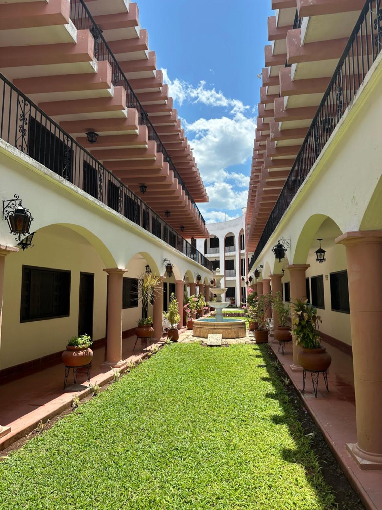 Hotel Zaci Valladolid  Exterior foto