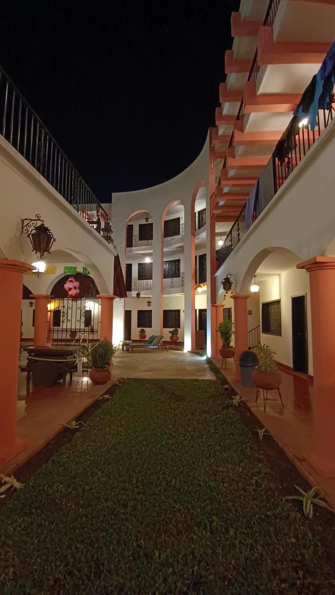 Hotel Zaci Valladolid  Exterior foto